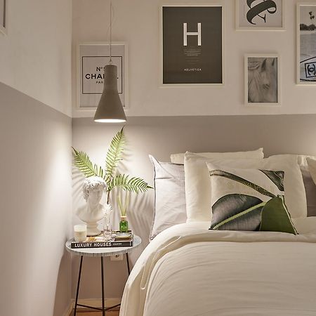 Lisbon Boutique Alfama With Patio 3 Apartment Bagian luar foto